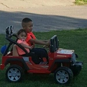 Meet your Posher, Taylor